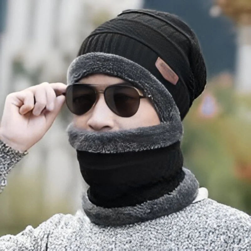 Stylish winter wool beanie and neck warmer unisex set